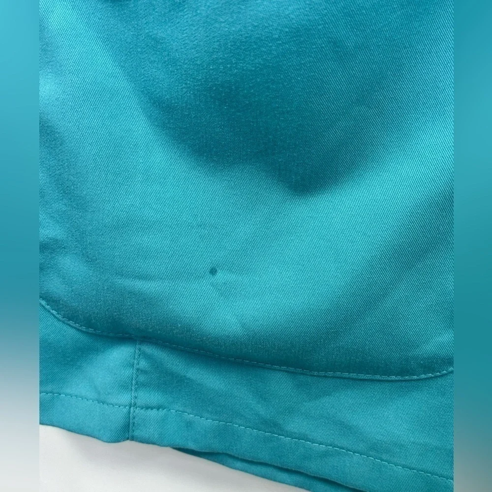 Grey’s Anatomy Scrub Top - Picture 6 of 9